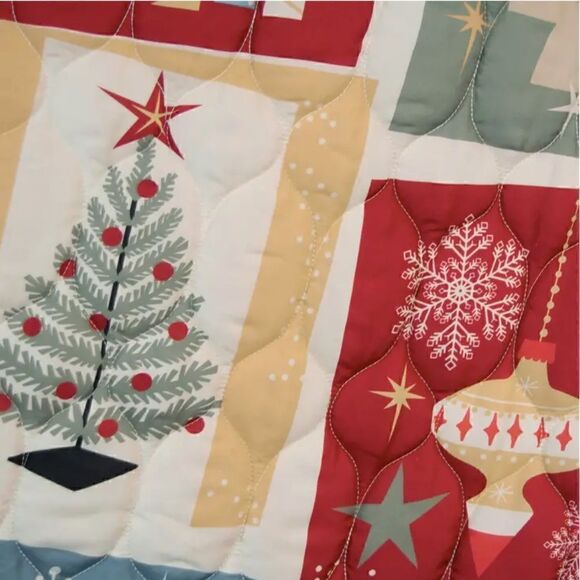 NEW! Merry Retro Christmas Printed Quilt Set Holidays Winter Wreath Joy - Picture 2 of 8